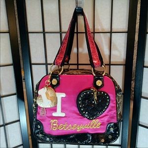 Betseyville satchel tote